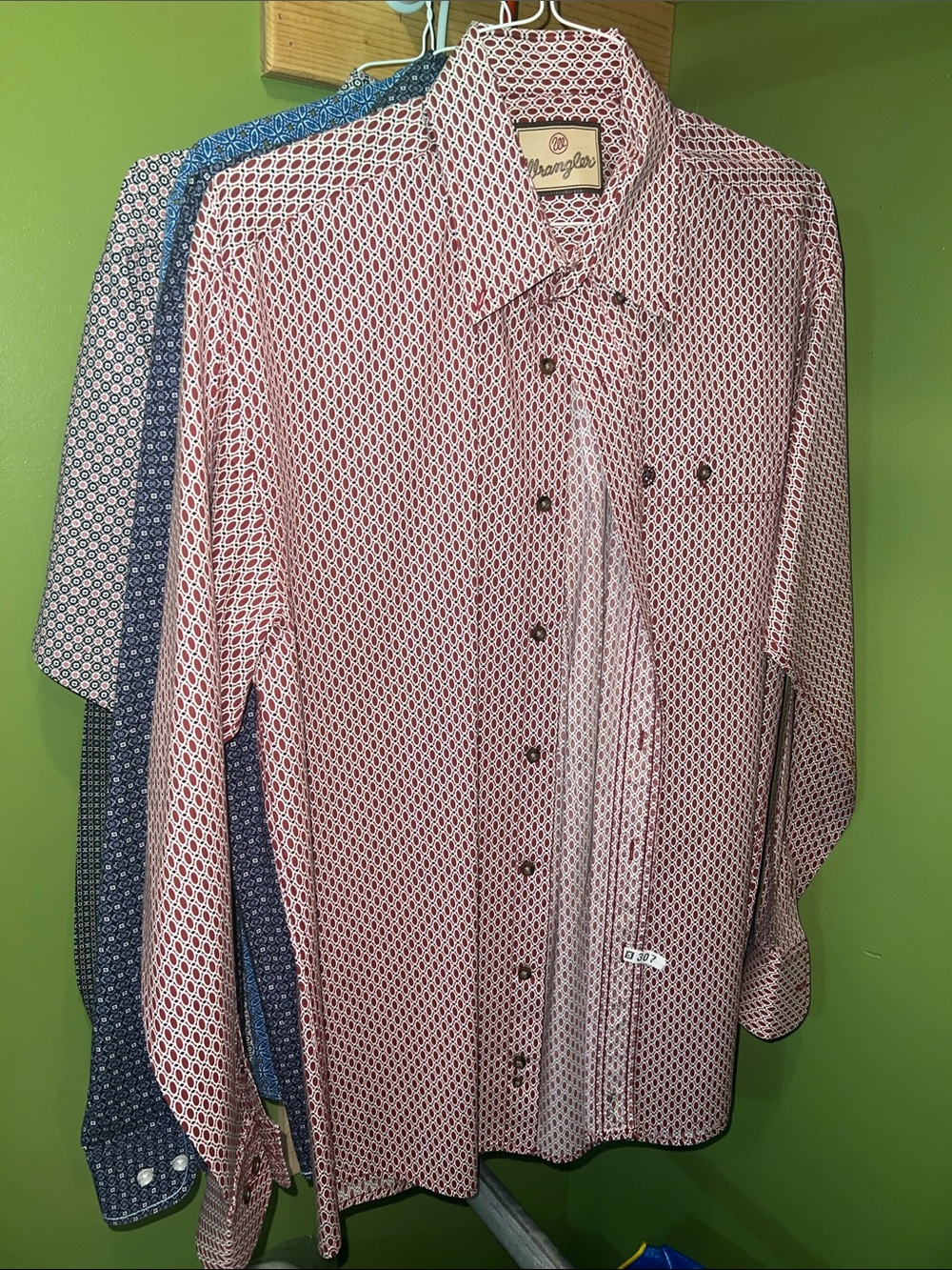 Wrangler Burgundy and White Geometric Button-Down Shirt